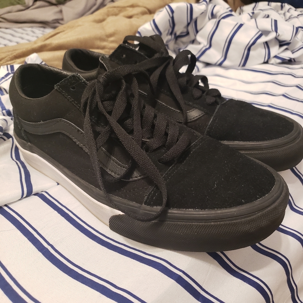black and white vans